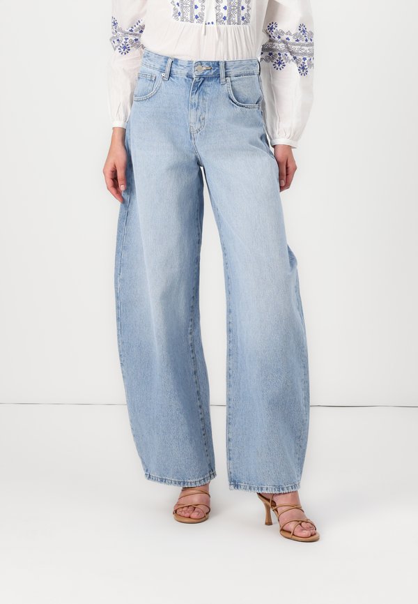 ONLTAYLOR BARREL  - Relaxed fit jeans