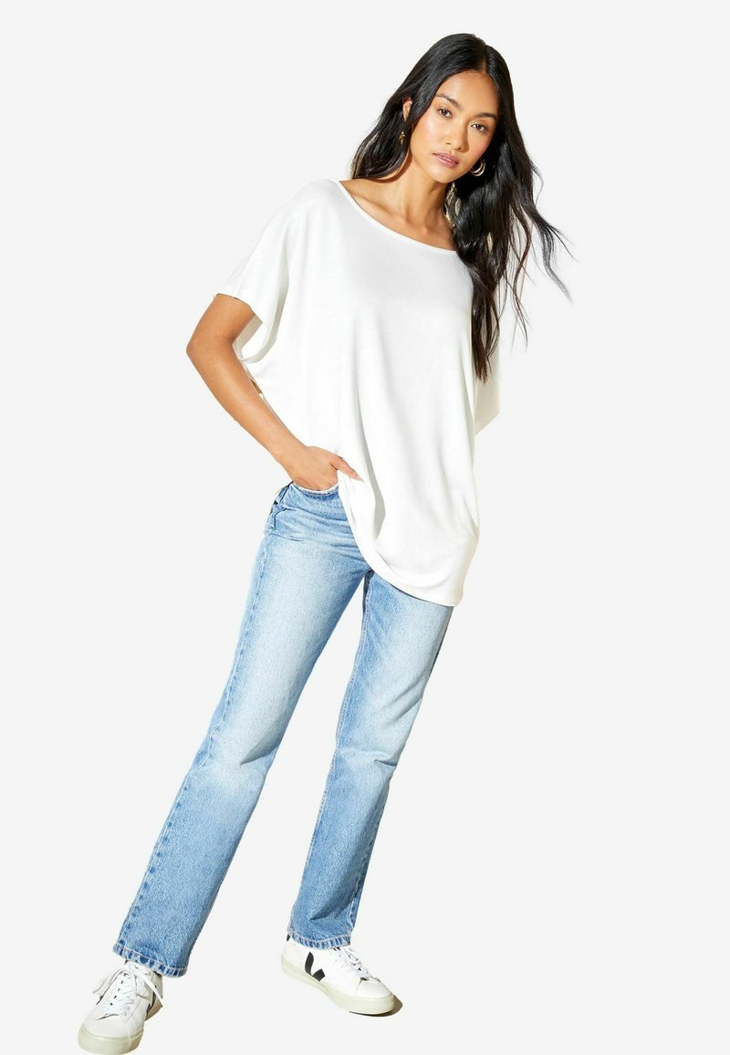 Friends Like These T-shirt - bas - ivory white