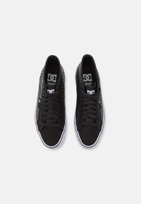 DC Shoes MANUALHI BTM - Vysoké tenisky - battleship/gun metal