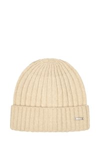 Gorro de punto beige con diseño acanalado y puño doblado. Presenta una pequeña etiqueta metálica de la marca en el lado. Textura suave.