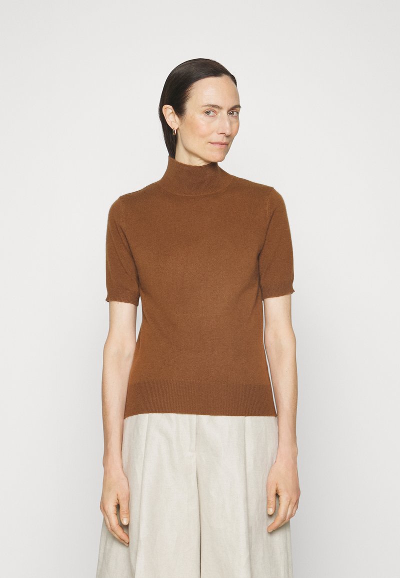 dressed to chill half zip fleece pullover | deep camel main image 0