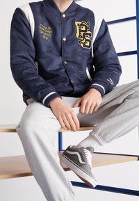 Puma Bomberjacka - dark blue