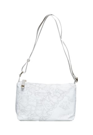 Borsa a spalla bianca con stampa mappa in grigio chiaro, caratterizzata da una forma rettangolare elegante e una tracolla regolabile con dettagli metallici.
