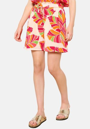 LolaLiza Shorts - fuschia pink