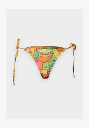 Χρωματιστό αφηρημένο σχέδιο σε κάτω μέρος μαγιό μπικίνι με δετές πλαϊνές κορδόνια, με αποχρώσεις πορτοκαλί, πράσινου, κίτρινου, ροζ και μαύρου σε λευκό φόντο.