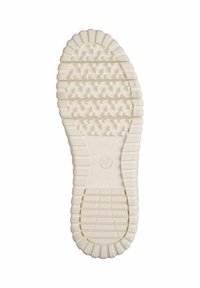 Semelle de chaussure en caoutchouc couleur blanc cassé avec un grip texturé. Présente des motifs en zigzag et des rainures horizontales pour une meilleure adhérence. Design classique avec des bords ronds.