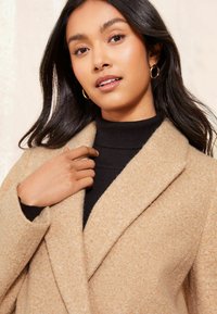 Friends Like These Cappotto classico - brown