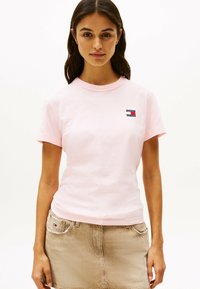 Tommy Jeans - REG MELANGE BADGE - Basic T-shirt - precious pink Thumbnail Image 1
