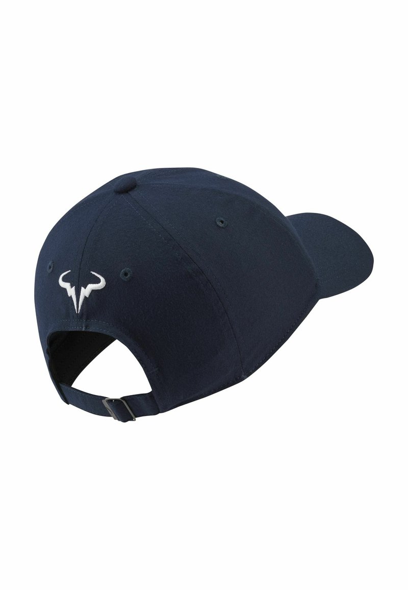 Herren Caps, Mützen & Hüte | Nike Performance Cap dark blue, white/dunkelblau - XH03289 Herren Caps, Mützen & Hüte | Nike Performance Cap dark blue, white/dunkelblau - XH03289