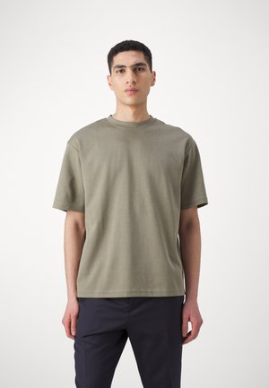 SLHLOOSEOSCAR O NECK TEE - Paprasti marškinėliai - vetiver