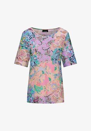 Camicia da donna a maniche corte con motivi floreali e paisley colorati in tonalità pastello di rosa, viola, blu e verde.