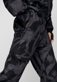 ELHO LES GETS 89 II - Skipak - black anthra