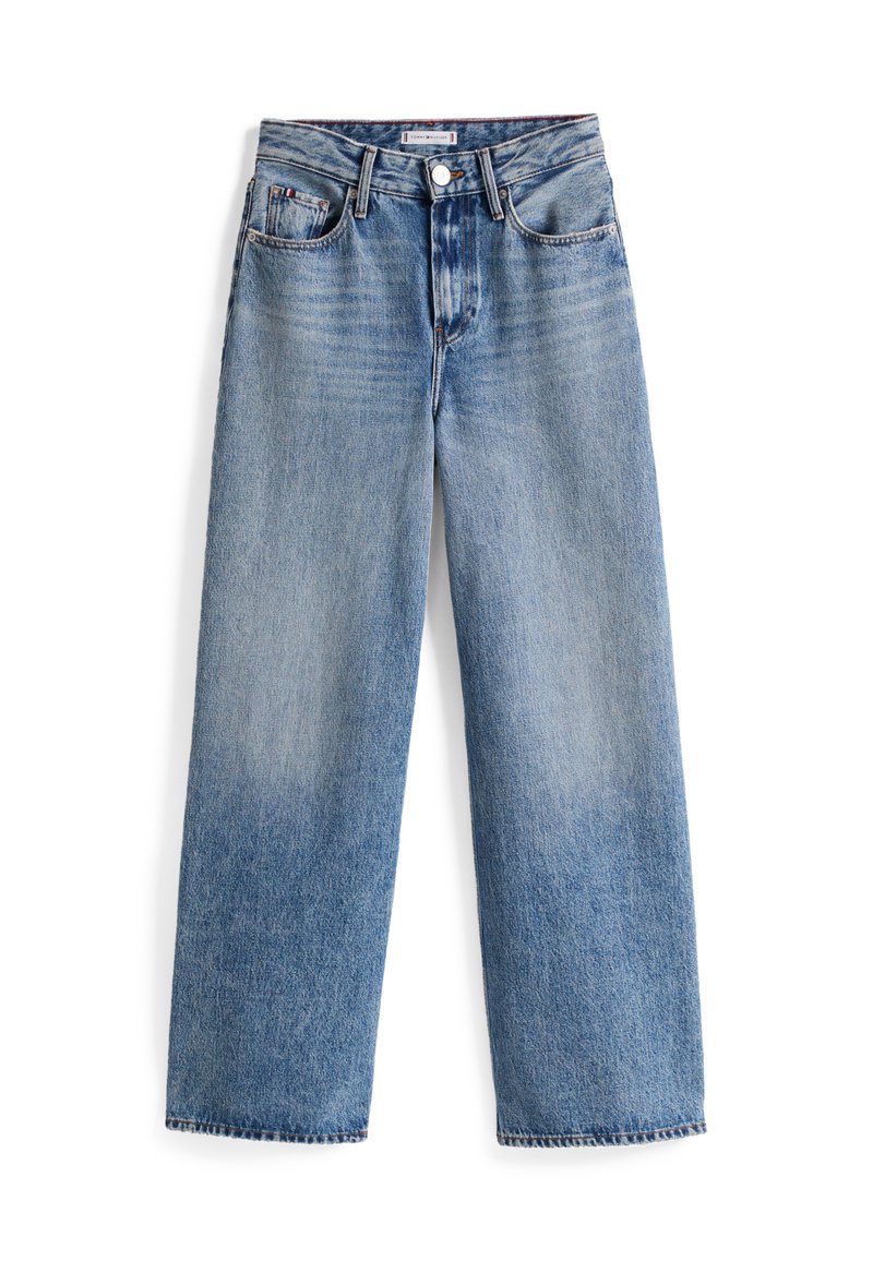 Hellblaue Jeans aus Denim mit hoher Taille, weitem Bein und subtilen Auswaschungen. Verfügt über seitliche Taschen und einen klassischen Knopfverschluss.