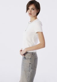 Twist WITH ACCESSORIES - Jednoduché tričko - ecru