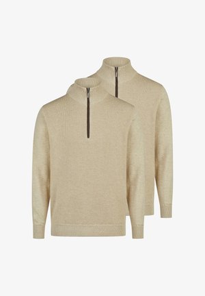 To beige, langærmede halv-zip strikkede sweatere med teksturerede frontpaneler, ribstrikkede manchetter og stående kraver på hvid baggrund.