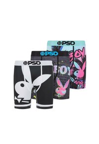 Trois paires de boxers comprenant un mélange de couleurs et de motifs. Les matériaux incluent du coton avec des ceintures élastiques ; les designs intègrent des logos et des impressions graphiques.