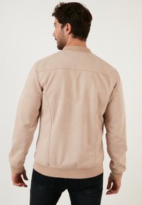 Buratti REGULAR FIT - Bomberjacks - beige