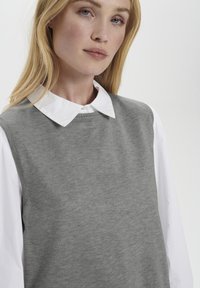 Saint Tropez Vesta - mist grey melange