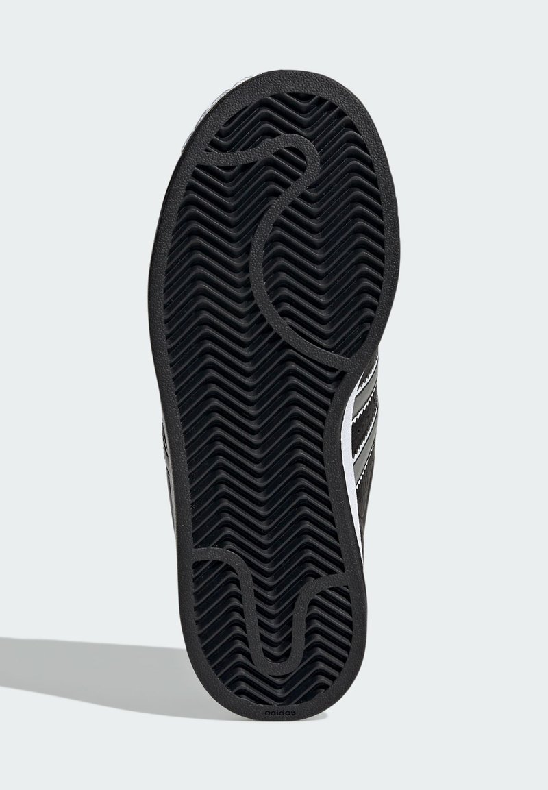 adidas Originals SUPERSTAR - Trainers - core black/matte silver/cloud  white/black - Zalando.co.uk