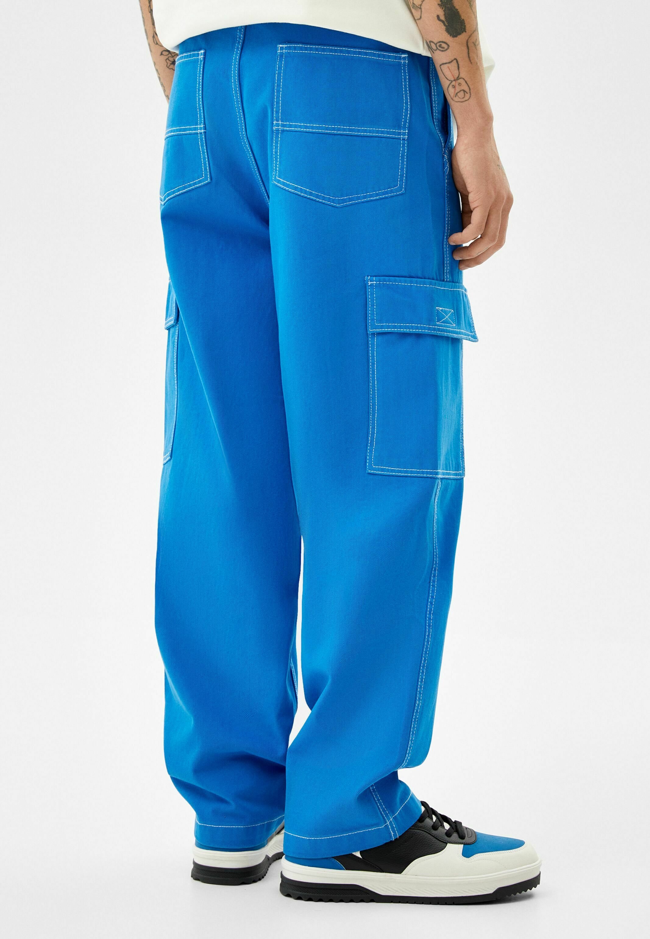 Bershka UTILITY - Cargo trousers - blue 