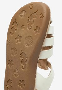 Next FISHERMAN  WIDE FIT  - Lauflernschuh - white
