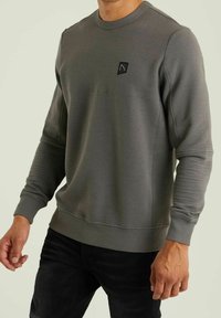 CHASIN' Strickpullover - grey