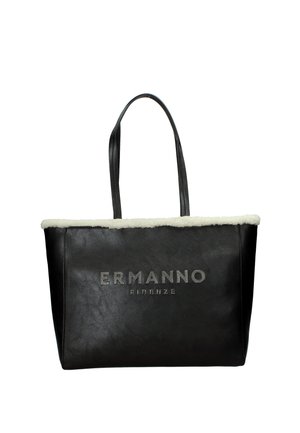 Borsa tote in pelle nera con rifiniture in shearling crema e due manici, con il logo "ERMANNO FIRENZE" in rilievo sul fronte.