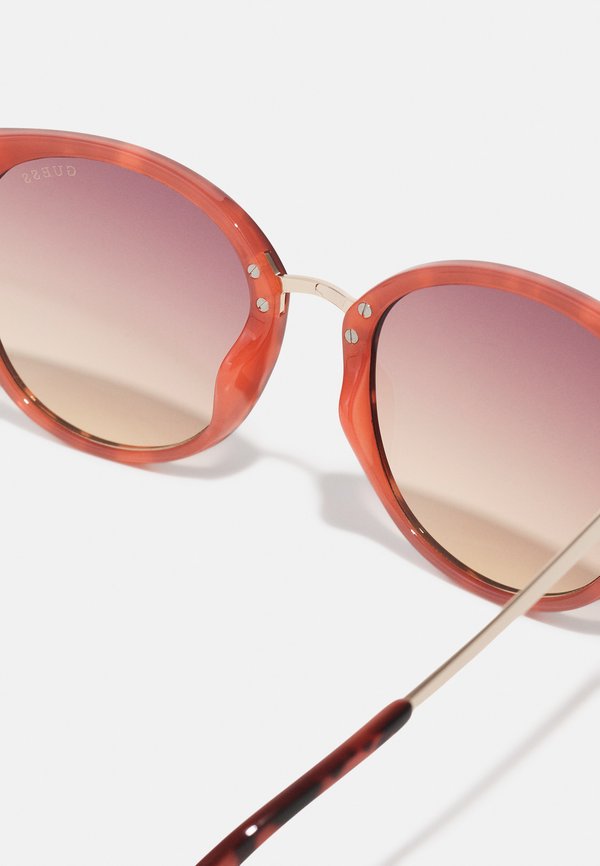 GUESS - Sunglasses3