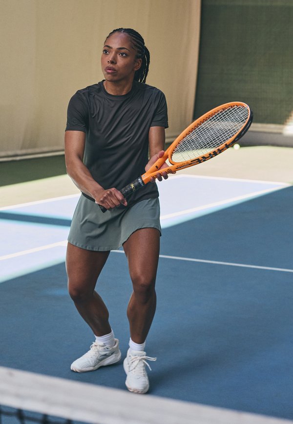 LIGHT - Basic T-shirt - peat4