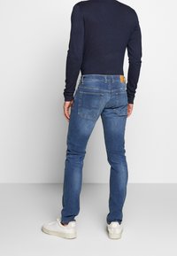 QS Slim fit jeans - blue