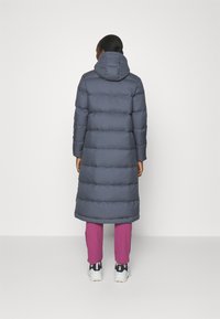 Patagonia SILENT LONG PARKA - Kaput ispunjen paperjem - smolder blue