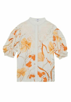 Valkoinen pusero, jossa oranssi kukkakuosi, liehukkeet hihat, pitsileikkaus ylävartalossa ja napillinen edestä.