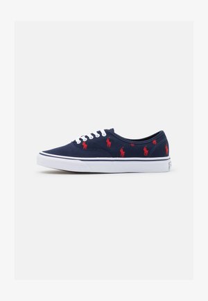 KEATON ALLOVER PONY CANVAS SNEAKER - Sneakers basse - newport navy/red