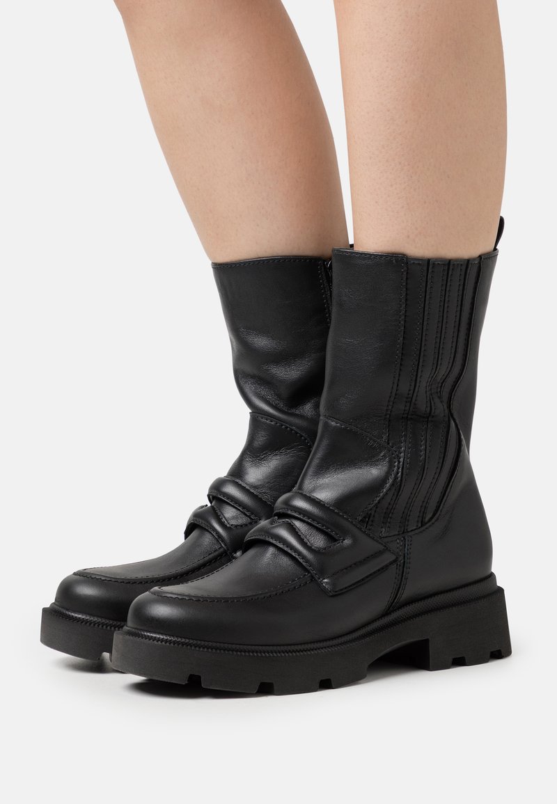 Gabor Comfort Platform boots schwarz/black Zalando.ie