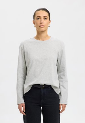 Selected, SLFESSENTIAL LS BOXY TEE NOOS - Top s dlhým rukávom - light grey melange