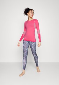 CMP WOMAN SEAMLESS SWEAT - Maglietta intima - fucsia melange