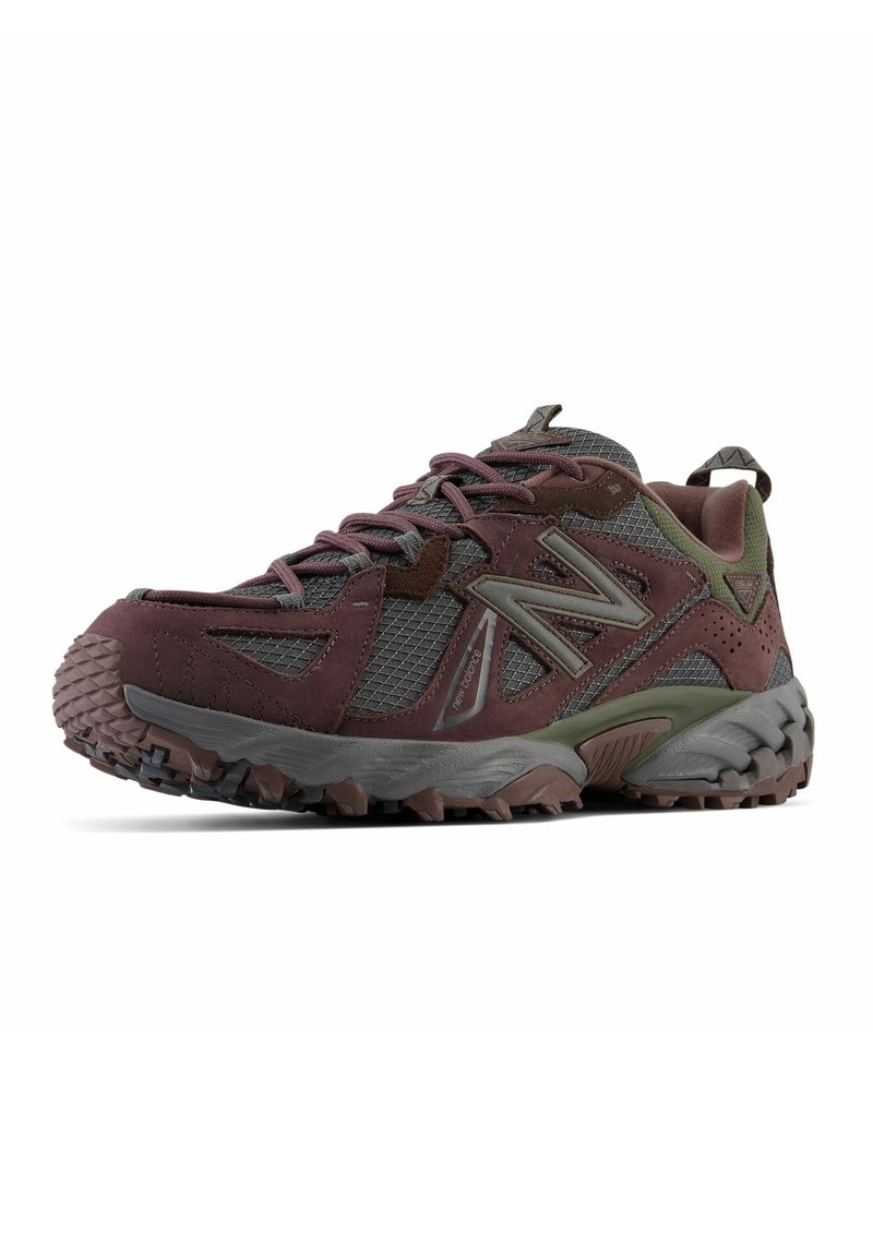 New Balance 610 UNISEX - Laufschuh Trail - truffle magnet/rot 