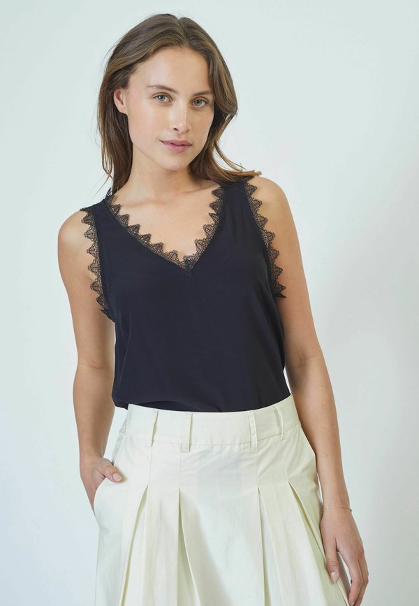 PERINCC LACE SINGLETT - Top