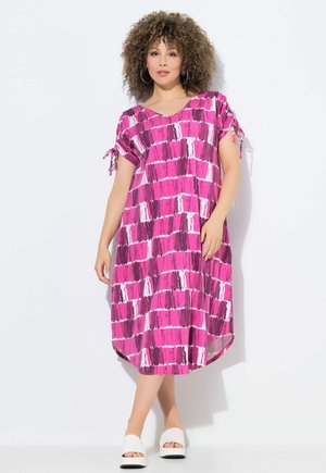 BATIK - Jerseyjurk - magnolia red