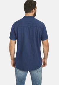 Jan Vanderstorm NALLE - Hemd - dunkelblau gestreift