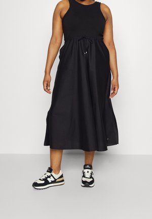 Koktejlové šaty / šaty na párty - black