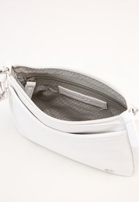 TOM TAILOR DENIM TTCILIA - Cross body bag - white