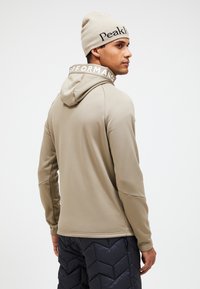 Peak Performance M RIDER - Trainingsvest - hellbraun