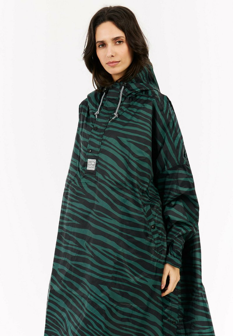 Poncho Impermeabile Stile Militare Kombat UK - Verde Oliva, Unisex, In Nylon
