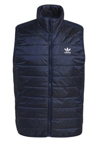 Chaleco acolchado azul marino con cuello alto, patrón de costura horizontal y dos bolsillos laterales. Presenta un logo blanco de Adidas en el pecho.