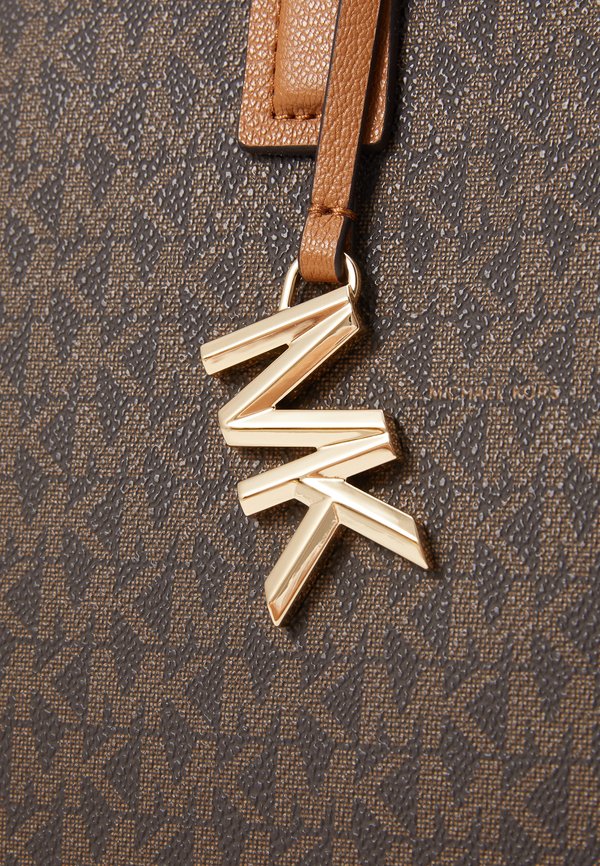 LAILA TOTE - Handbag3