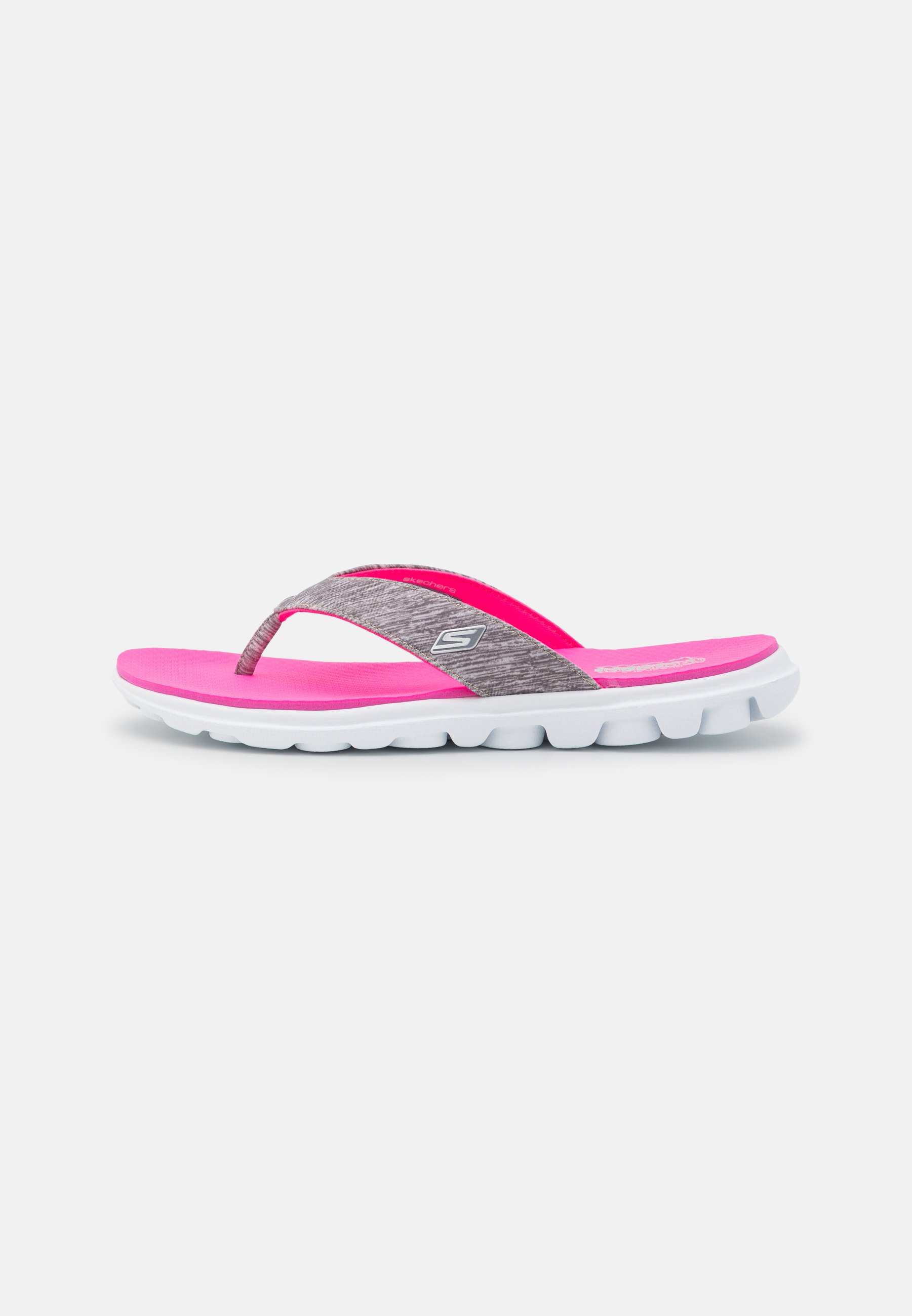 skechers pool sliders