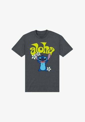 Donkergrijs T-shirt met kleurrijke "aloha" tekst, met een glimlachend blauw cartoonfiguurtje dat witte bloemen vasthoudt.