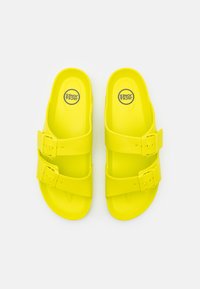 Jack & Jones JFWCROXTON MOULDED - Lahtised kingad - sulphur spring