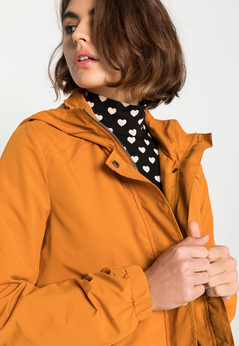 Damen Leichte Jacken | Vero Moda VMZOA SHORT Leichte Jacke thai curry/orange - HF60005 Damen Leichte Jacken | Vero Moda VMZOA SHORT Leichte Jacke thai curry/orange - HF60005